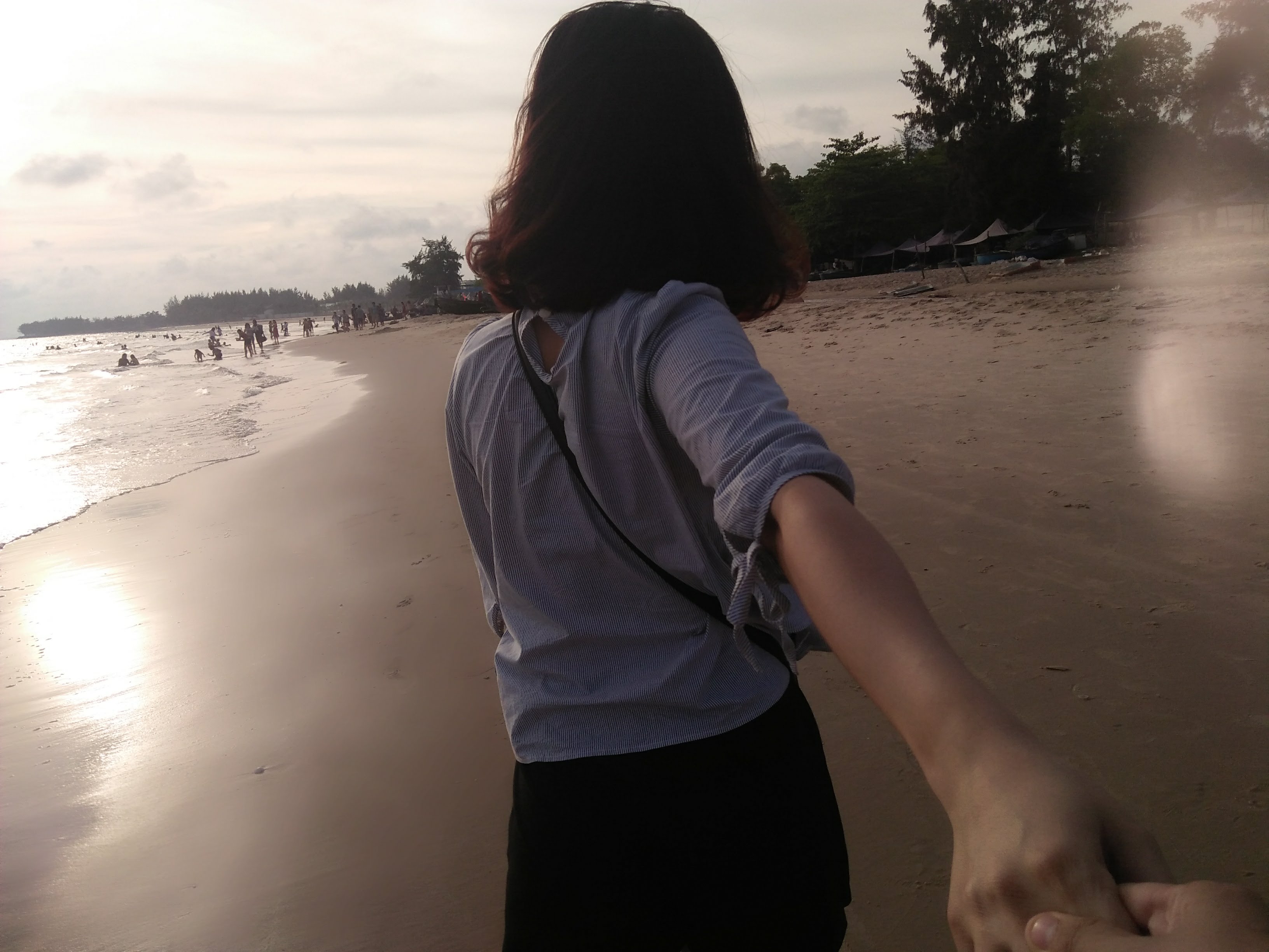 gà con lon ton