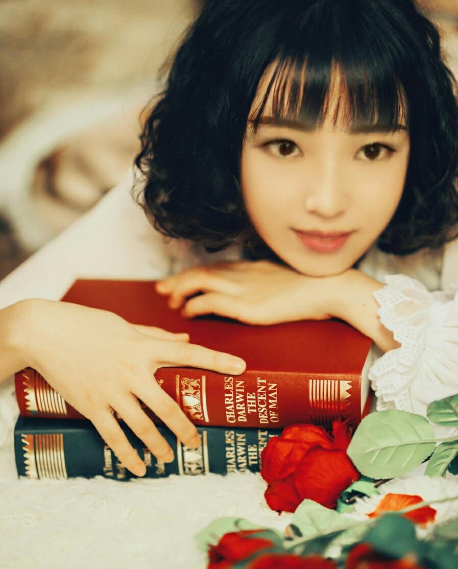 Thi Ngạn