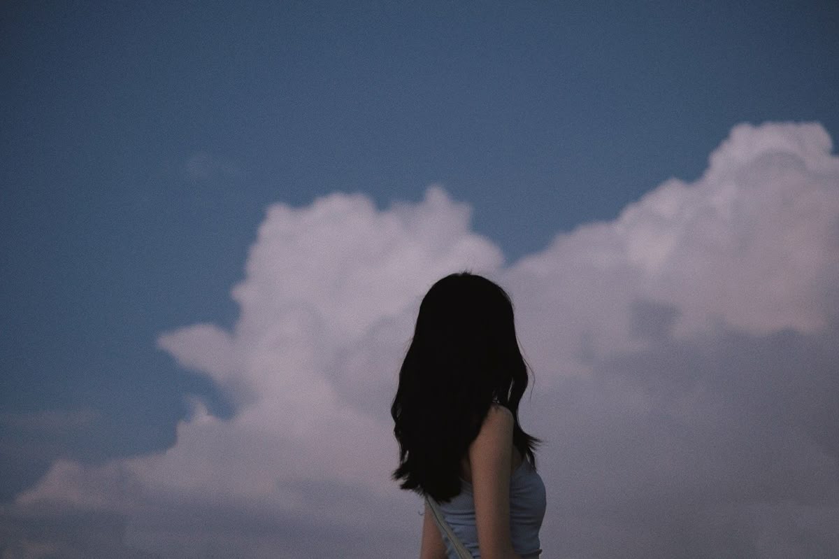 Hãy sống cho ngày mai này