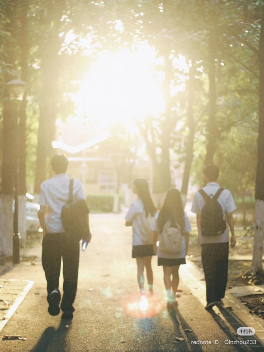 Như thế nào là thanh xuân rực rỡ?