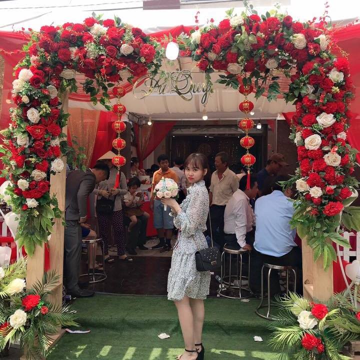 Demi Phạm