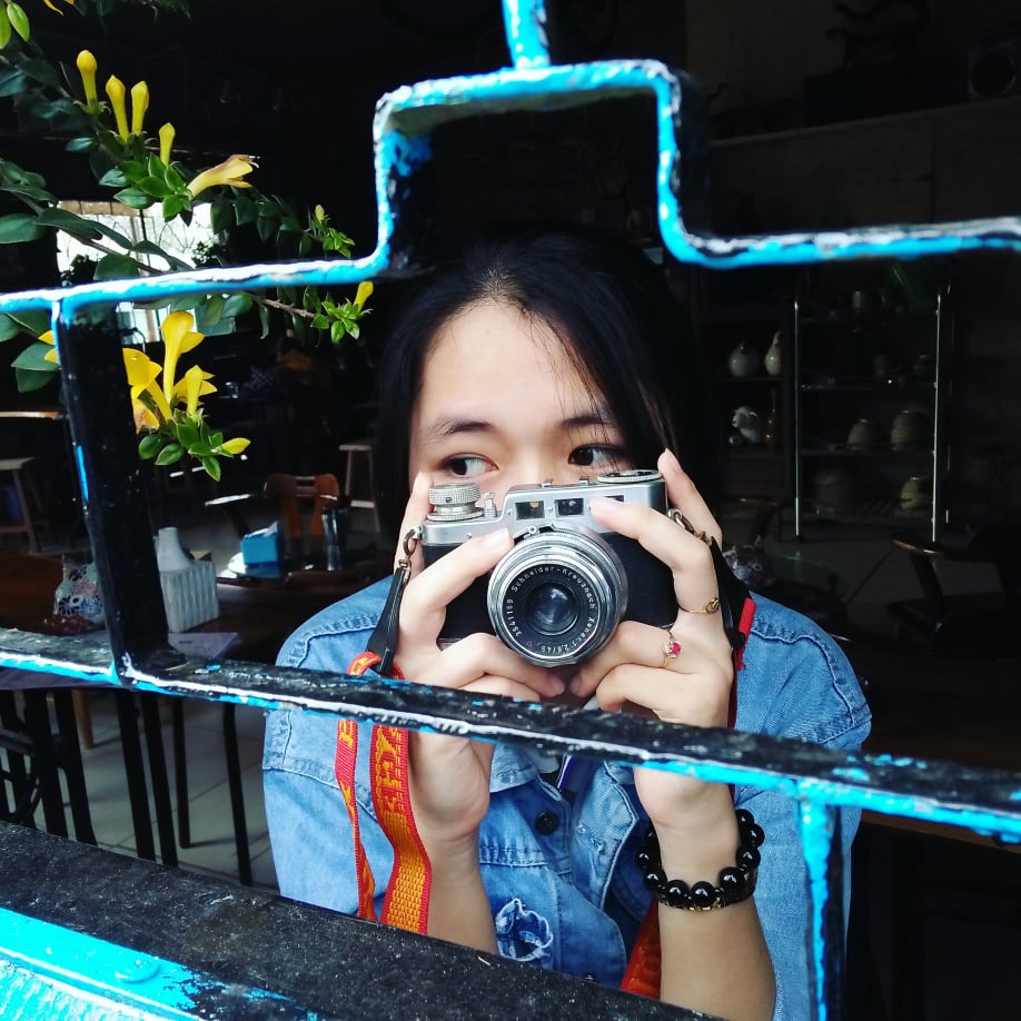 bé lười