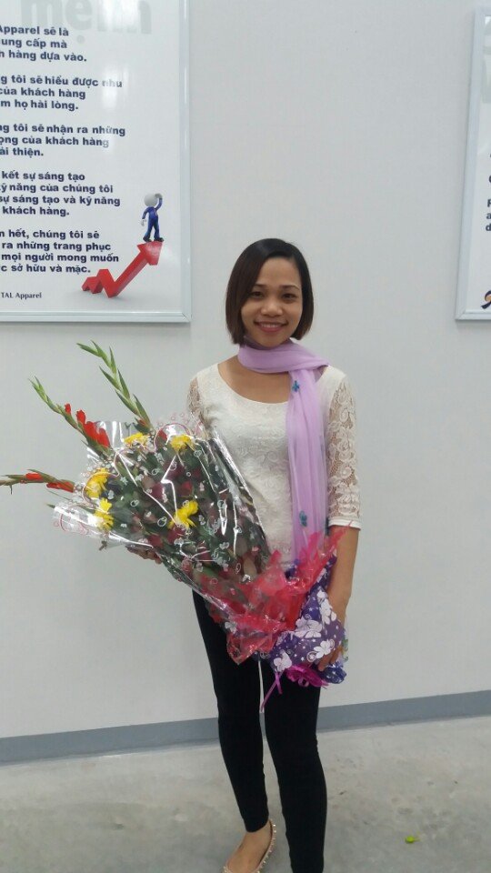 cô bé bướng bỉnh