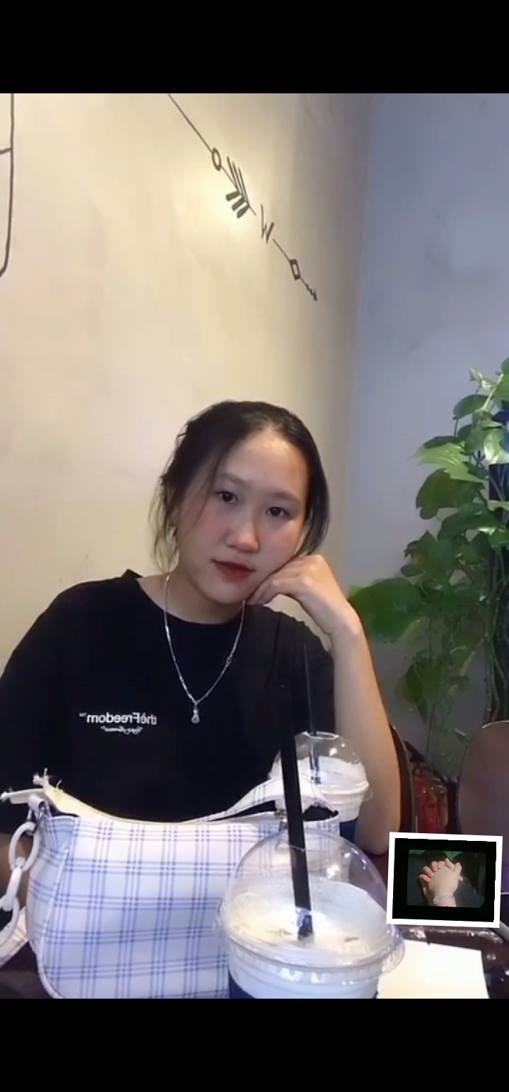 Lê Nguyễn Tường Vi