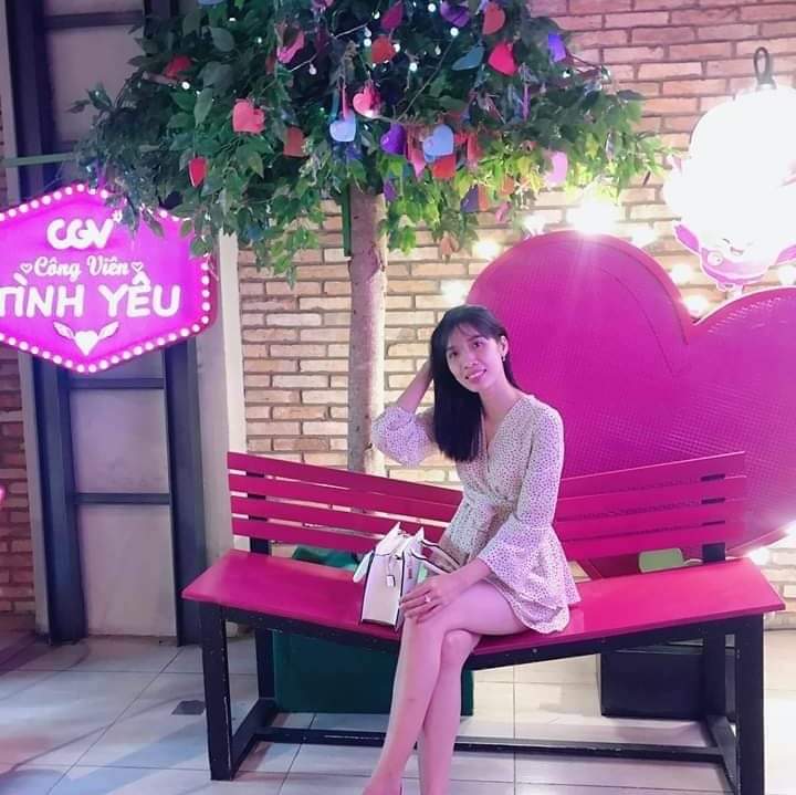 Kim Thư