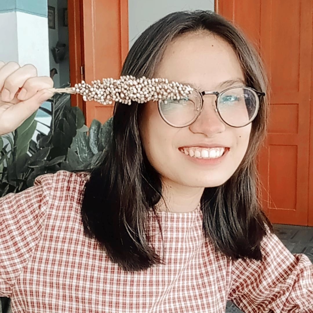 Kẹo Bông thích ăn mặn