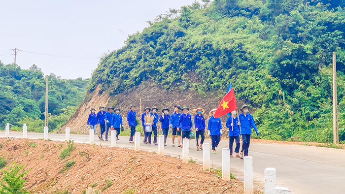 Mùa hè tình nguyện: gói ký ức, trao yêu thương