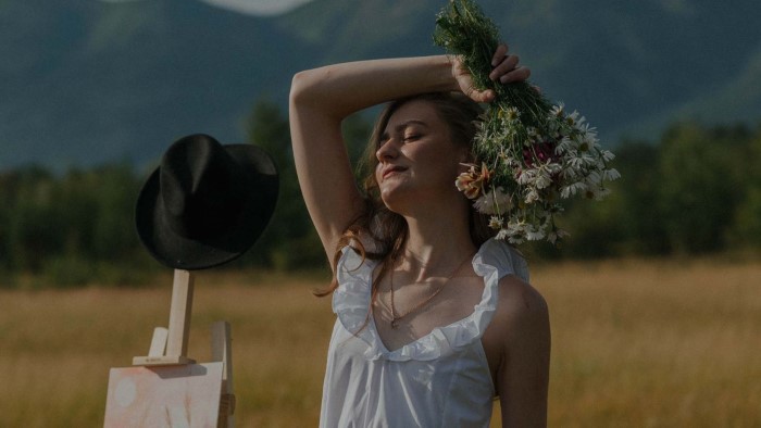 Lý thuyết gương soi: Khi mỗi người bạn gặp trong đời đều phản ánh chính bạn