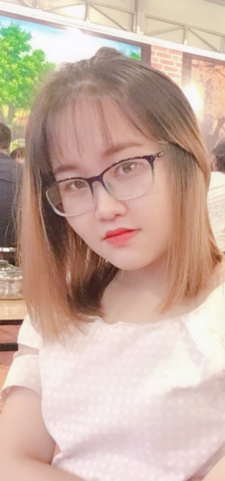 THẨM NGỌC HOÀI
