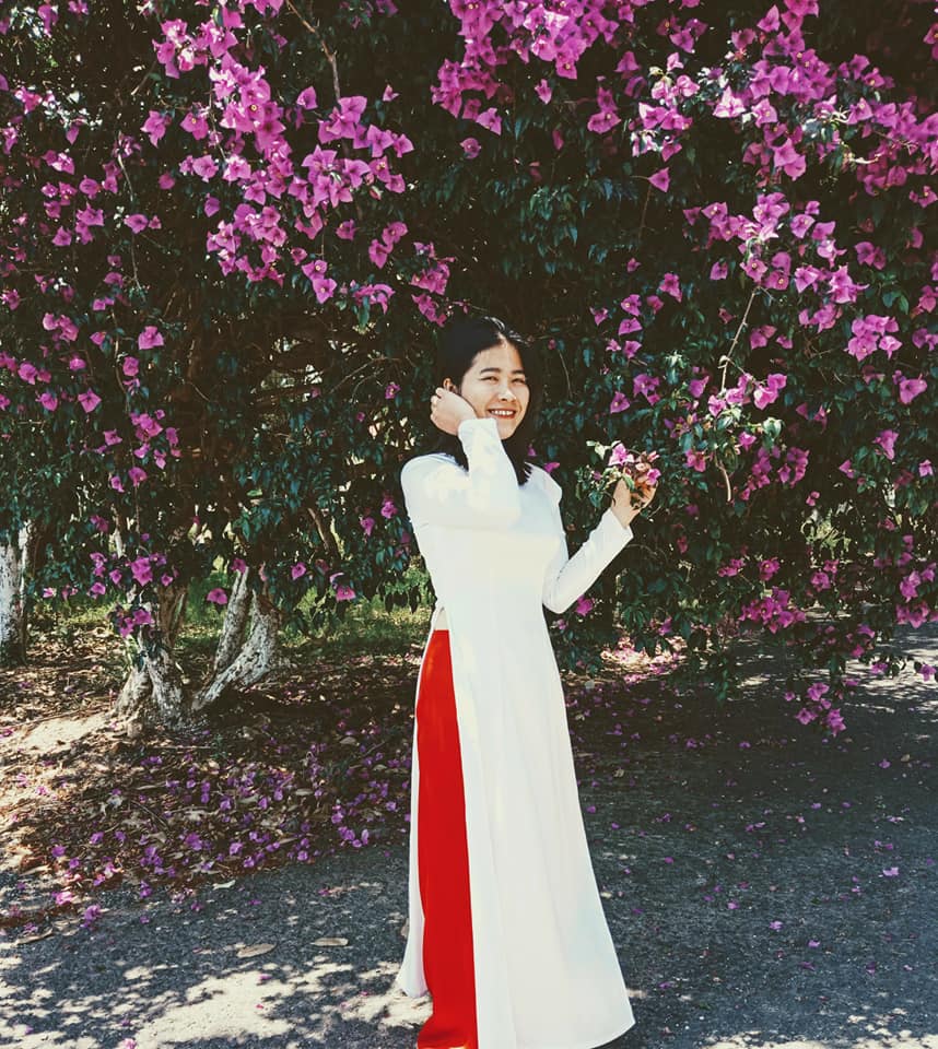 Jing Cười