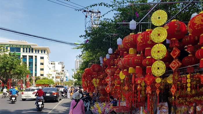 Khắp nơi trong phố