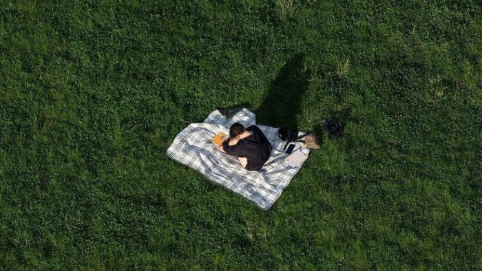 Mọi thứ đều vô thường trước vũ trụ bao la